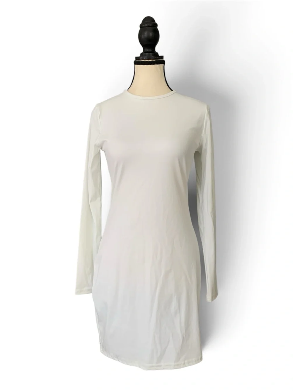White long-sleeve crewneck bodycon mini dress
